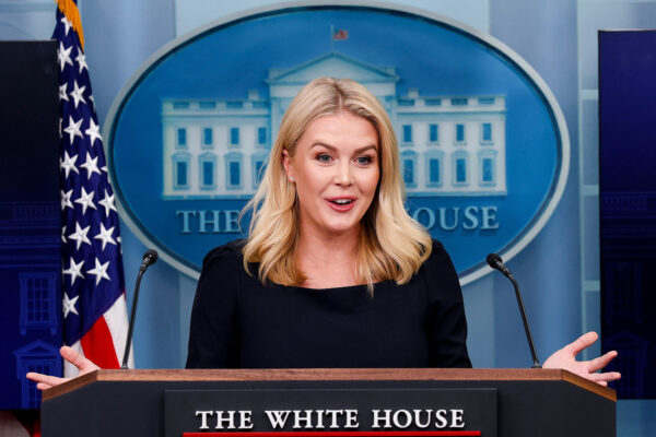 White House ‘influencer briefings’ bring conspiracy theorists, former Trump officials
